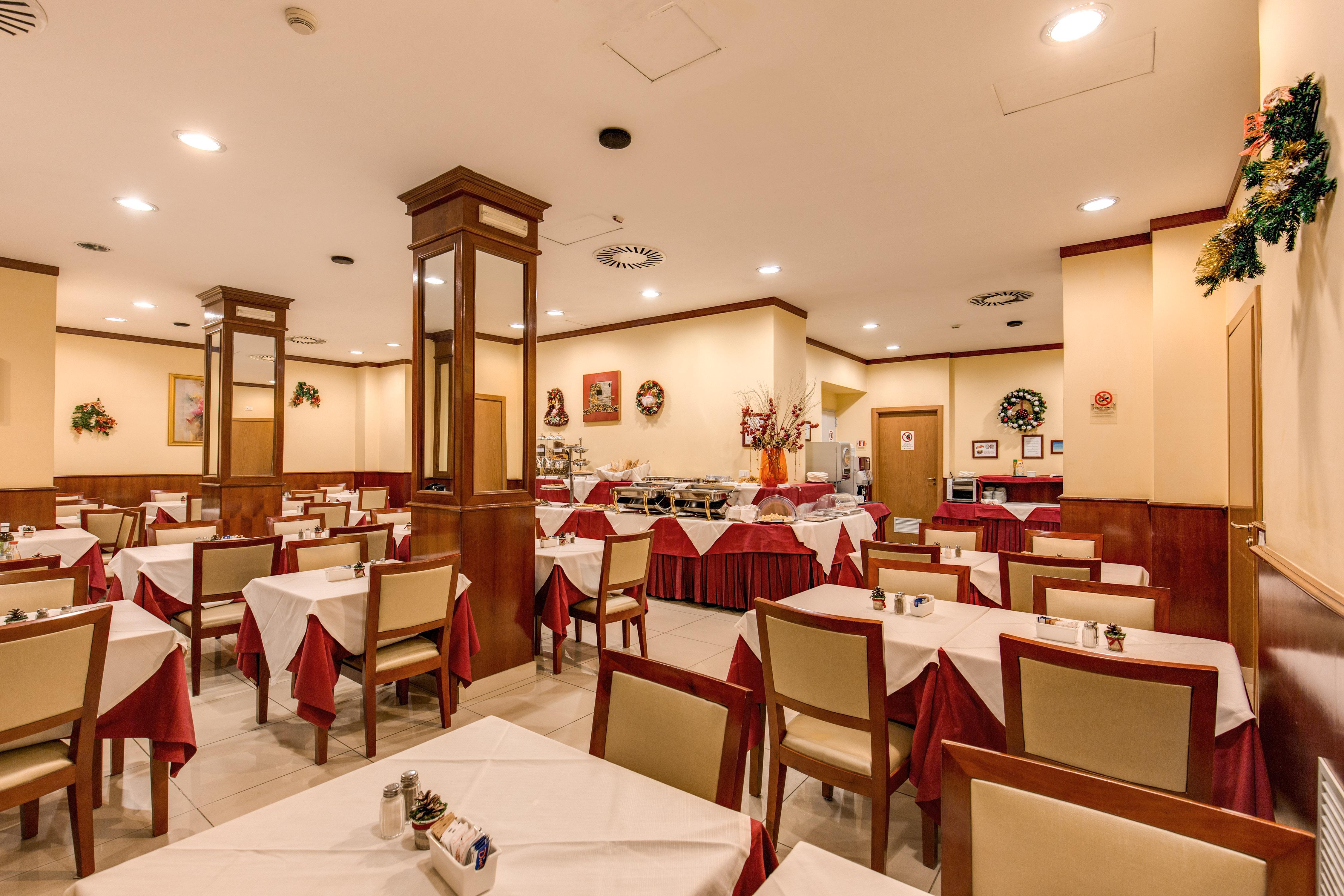 Augusta Lucilla Palace Rome Luaran gambar