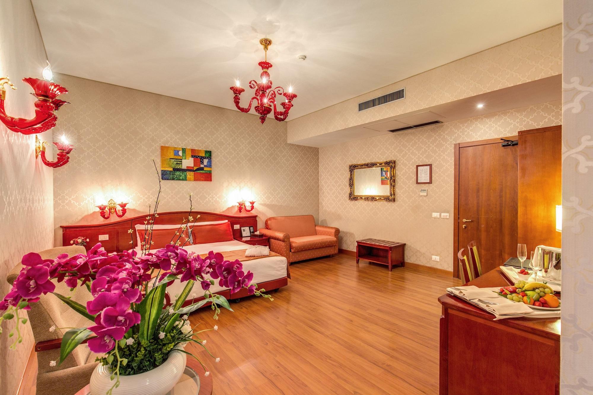 Augusta Lucilla Palace Rome Luaran gambar