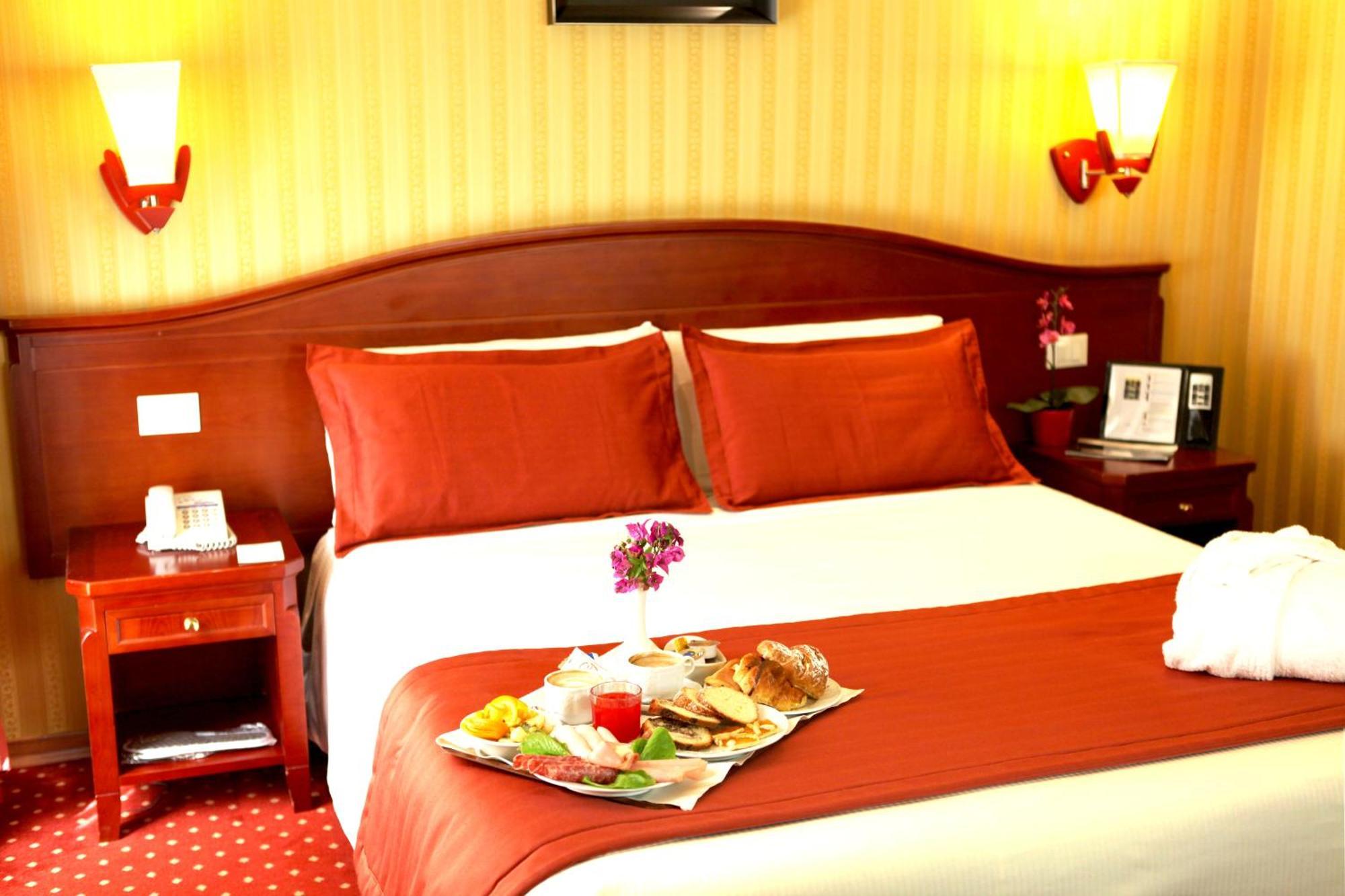 Augusta Lucilla Palace Rome Bilik gambar