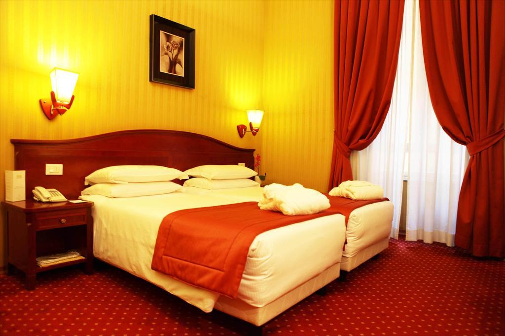 Augusta Lucilla Palace Rome Luaran gambar